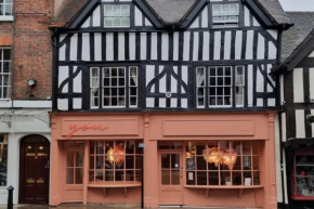 Cosy Nook - Town centre flat with free nearby parking,